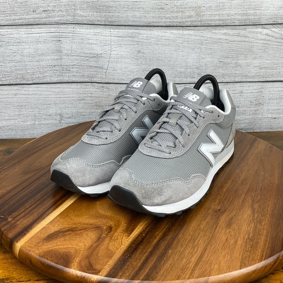 New Balance 515 V3 Classic Gray Retro Lifestyle Sneaker WL515GR3 Womens Size 8.5 - Picture 2 of 12